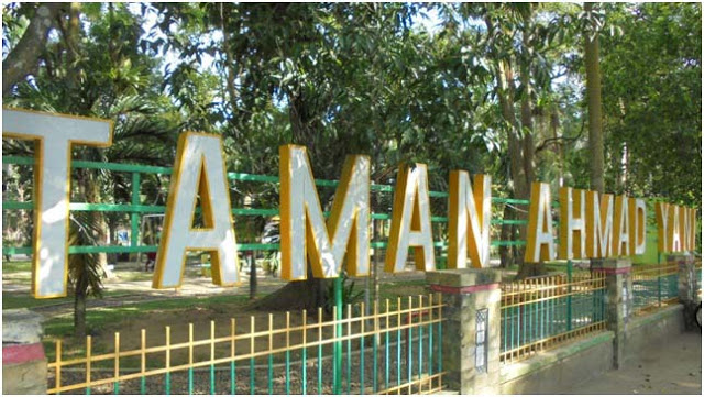 Menuju pintu masuk Taman Ahmad Yani, Taman Digital Free Wifi Medan