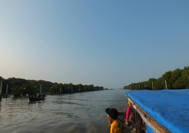 Kawasan Wisata Bagan Percut, Pelelangan Ikan Ujung Muara